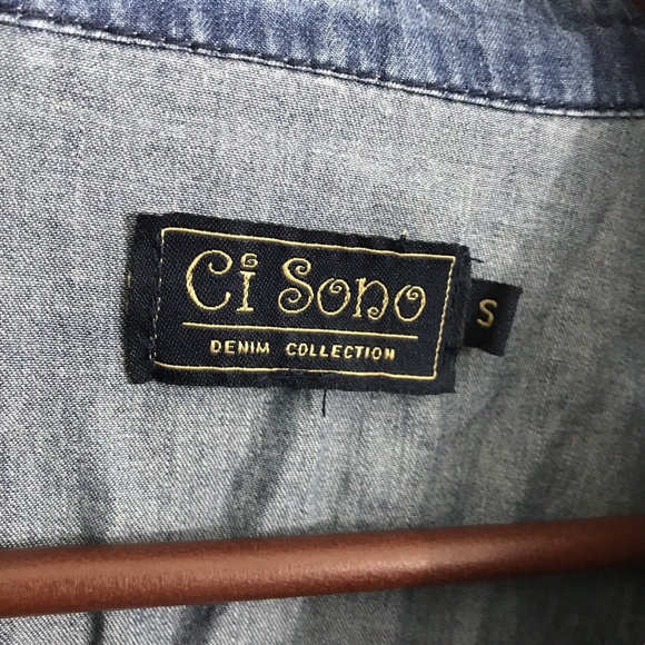 Ci Sono Chambray Embroidered Button Up Blouse - Picture 3 of 6